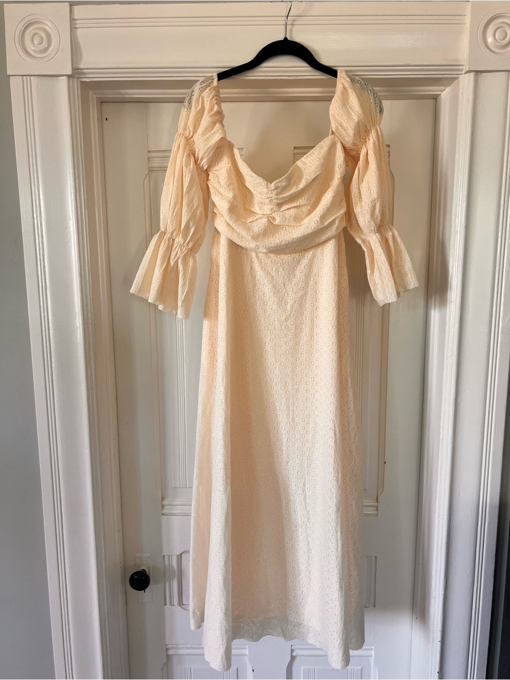 Romantic Cream Maxi Dress with Puff Sleeves